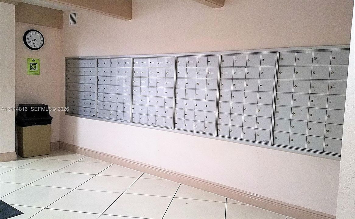 В аренду: $1,725 (1 спален, 1 ванн, 825 Квадратных фут)