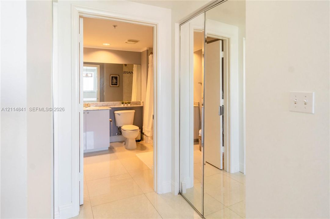 В аренду: $4,000 (3 спален, 2 ванн, 1363 Квадратных фут)