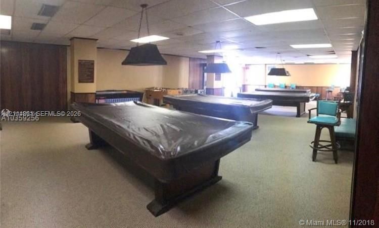 For Rent: $1,525 (1 beds, 1 baths, 940 Square Feet)