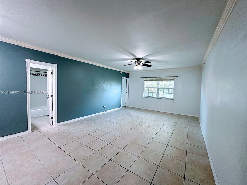 For Rent: $1,700 (1 beds, 1 baths, 685 Square Feet)
