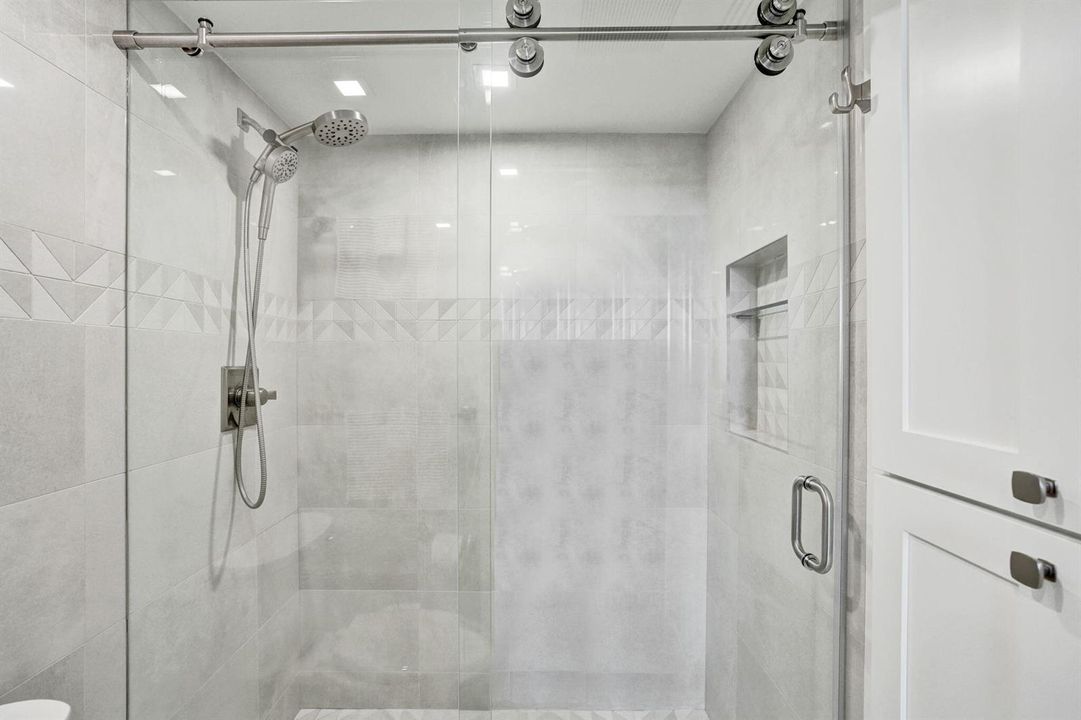 075-Salle-de-bain-principale-DSC07913