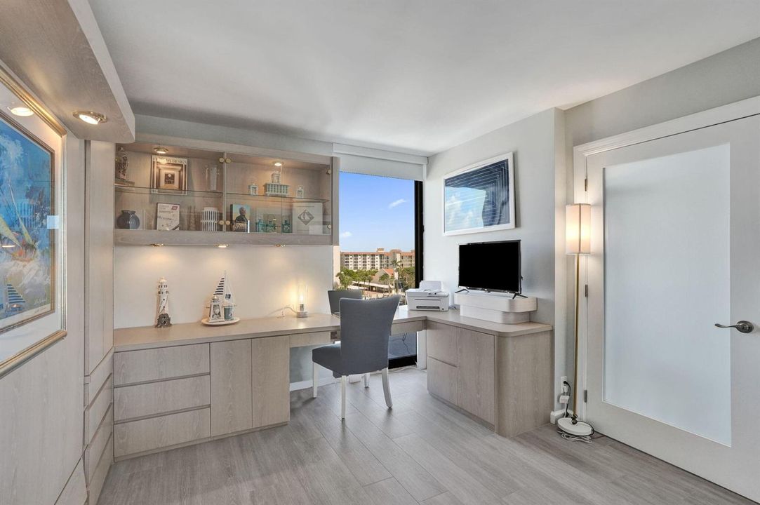 082-Bureau-chambre-2-DSC08043 (2)