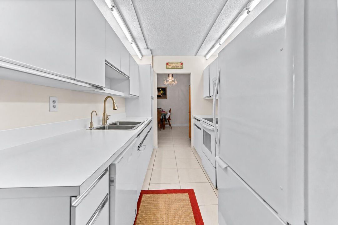 04_Kitchen_alternate_EDITED