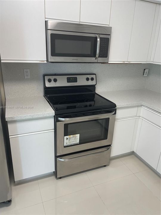 В аренду: $3,500 (2 спален, 2 ванн, 1181 Квадратных фут)
