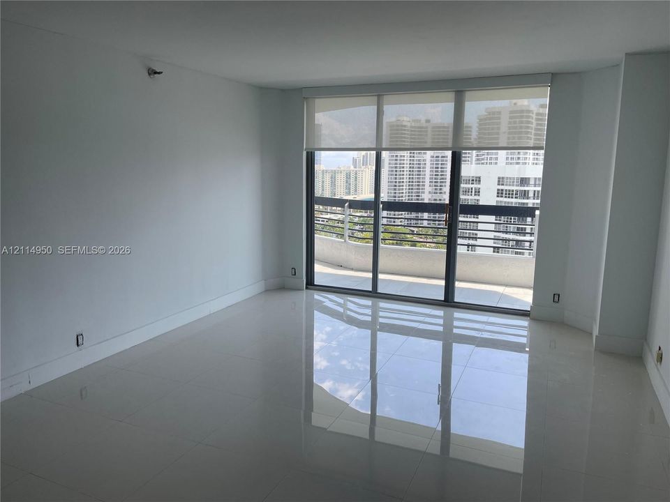 В аренду: $3,500 (2 спален, 2 ванн, 1181 Квадратных фут)