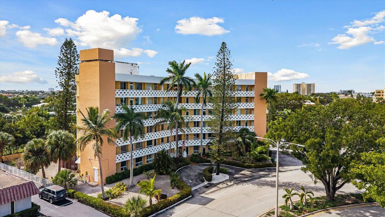 22-2400 NE 9th St #604, Fort Lauderdale-