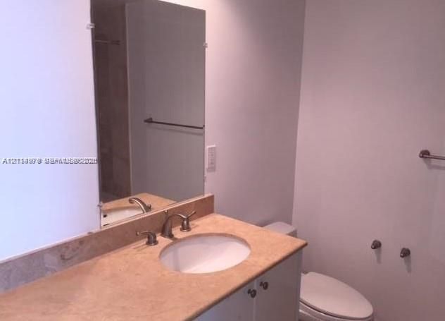 В аренду: $2,500 (1 спален, 1 ванн, 915 Квадратных фут)