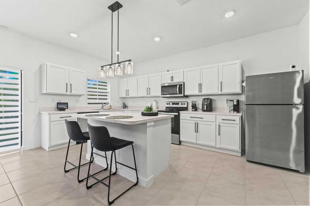 12 Kitchen 01