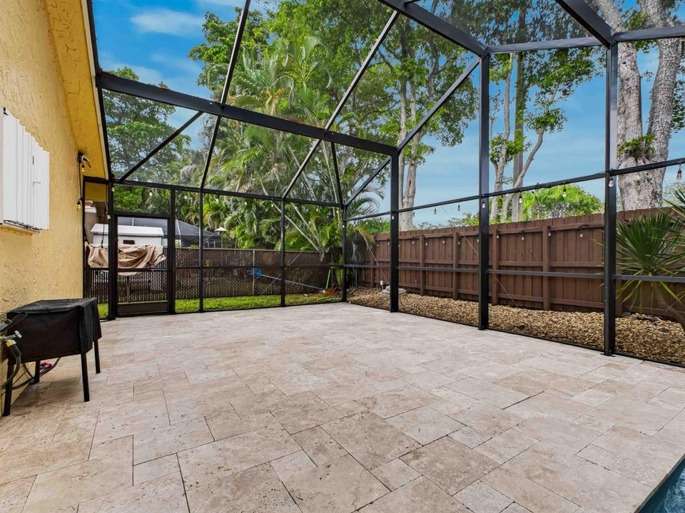 Screened Patio