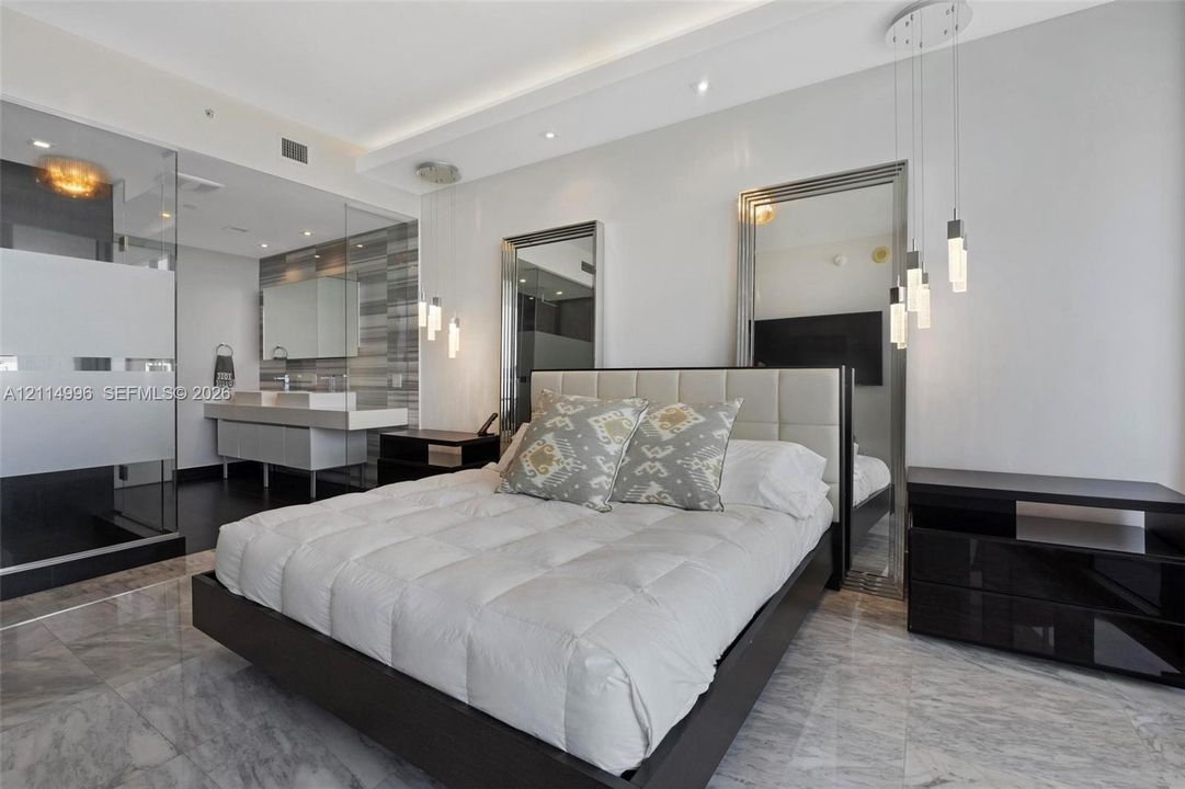 В аренду: $8,000 (2 спален, 2 ванн, 1477 Квадратных фут)