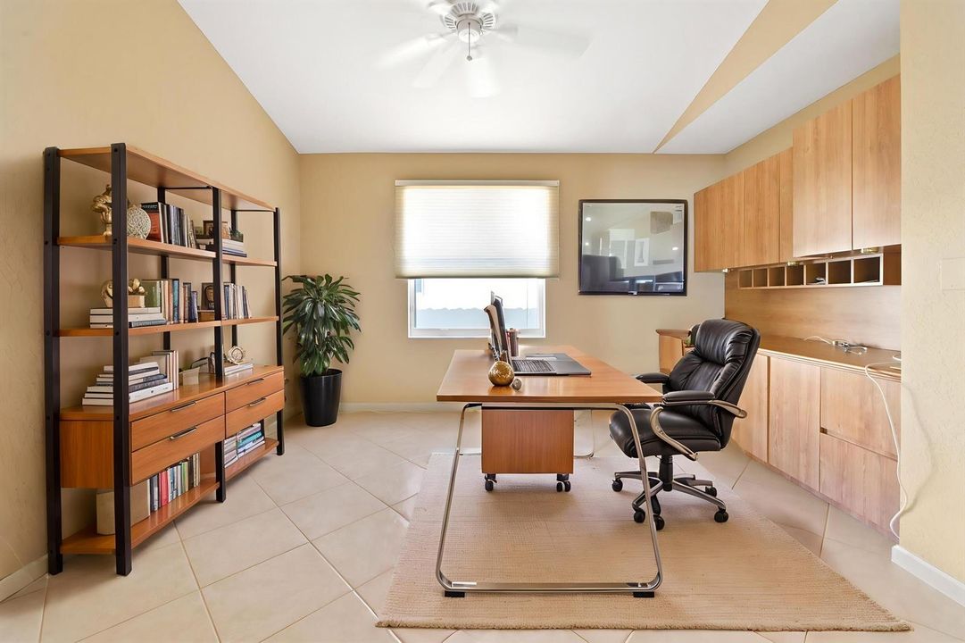 18-office-04_VS