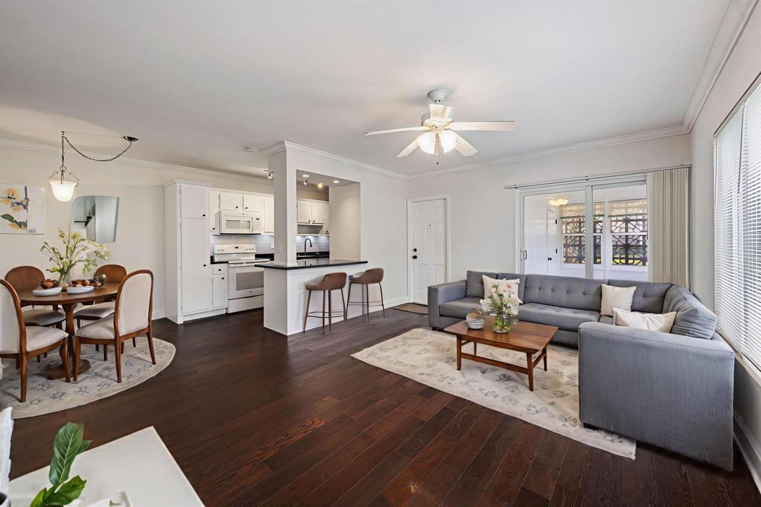 Virtually Staged Living/Dining
