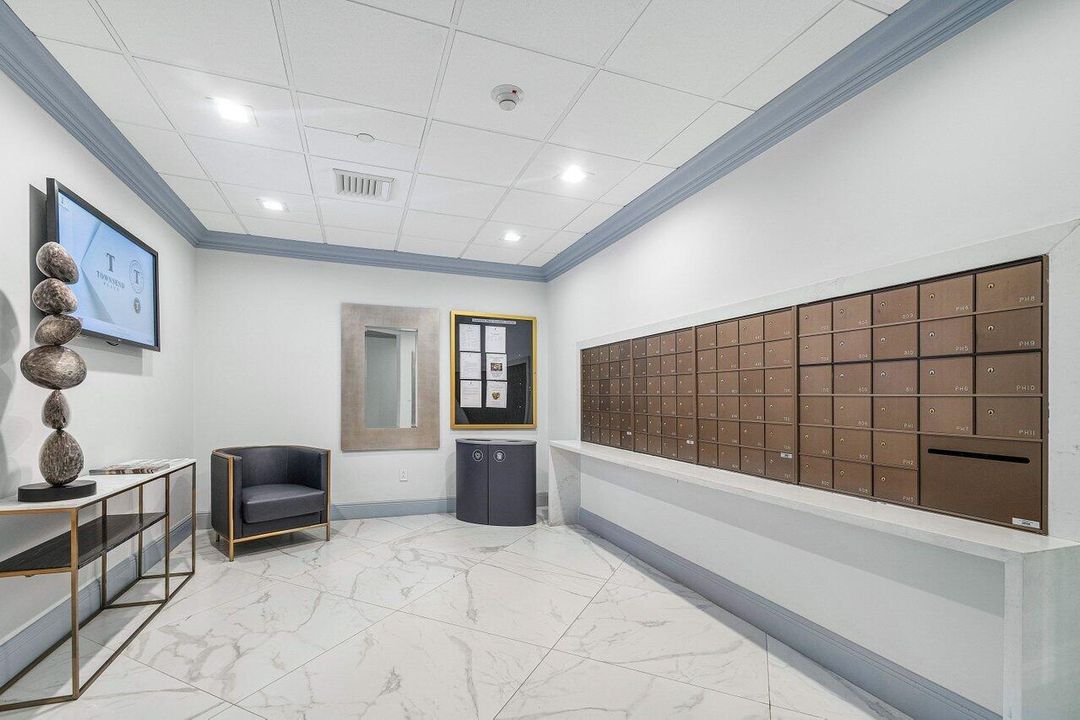 016 TP-I Mail room-LR