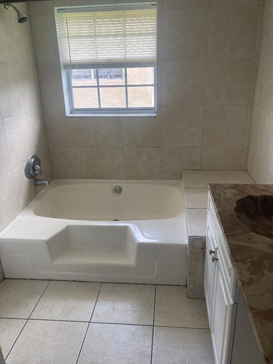 1320 bath 2