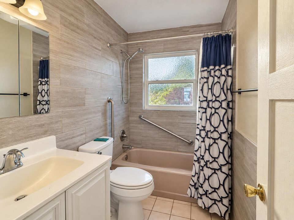 Bright, balanced real estate interior-2