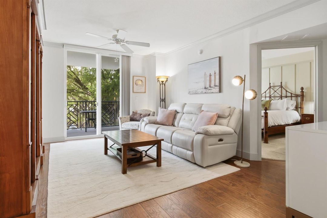 03 - Living Room