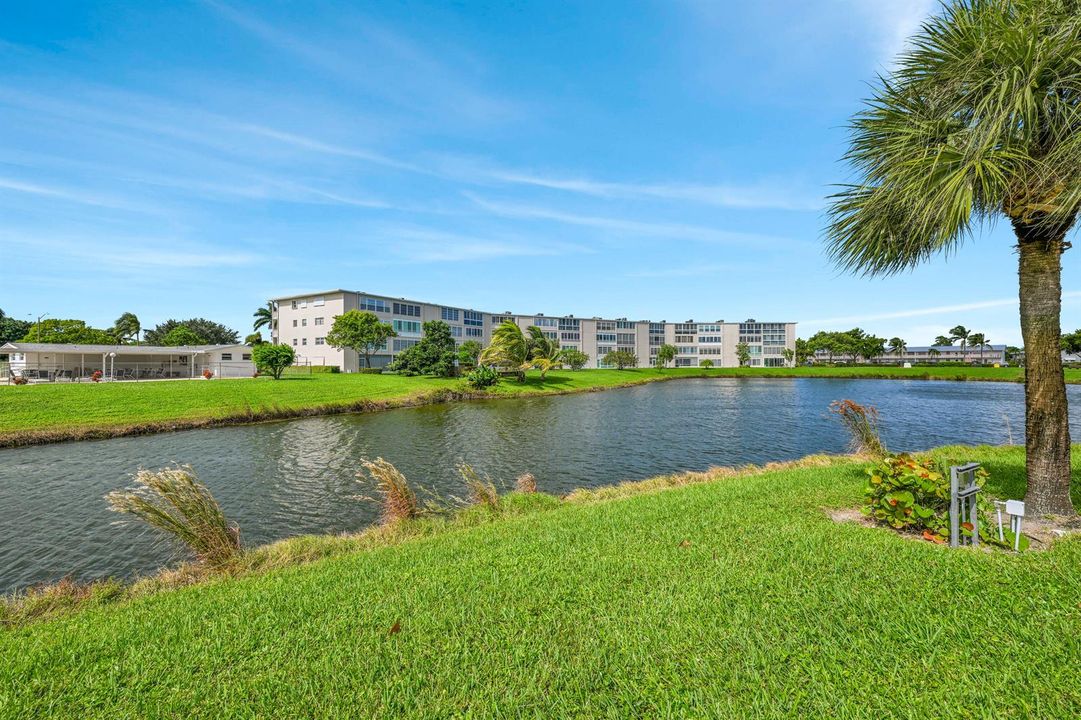 363 Wellington J West Palm Beach 00038