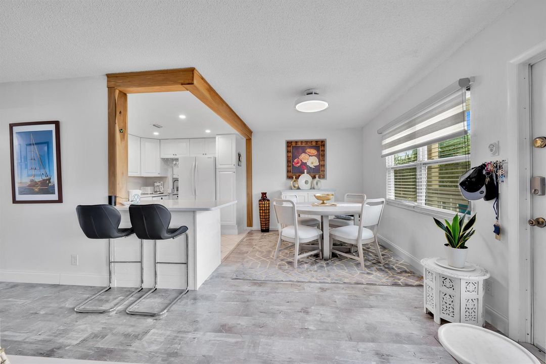363 Wellington J West Palm Beach 00008
