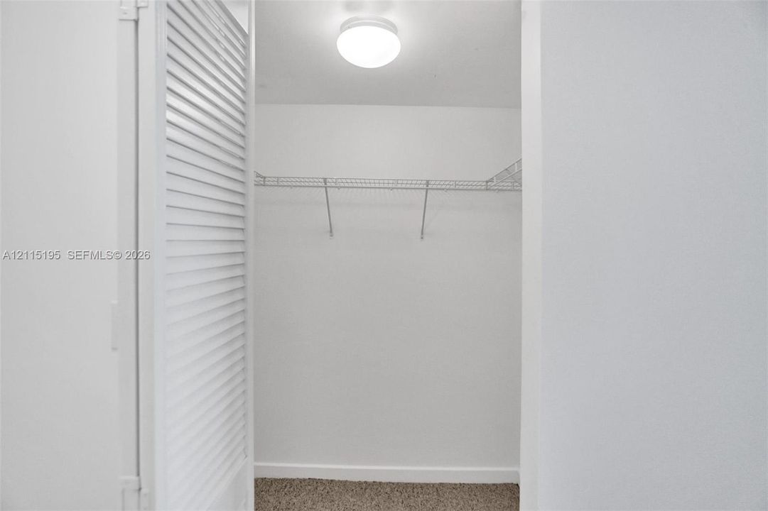 В аренду: $4,250 (2 спален, 2 ванн, 1145 Квадратных фут)