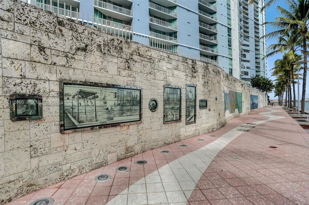 В аренду: $4,250 (2 спален, 2 ванн, 1145 Квадратных фут)