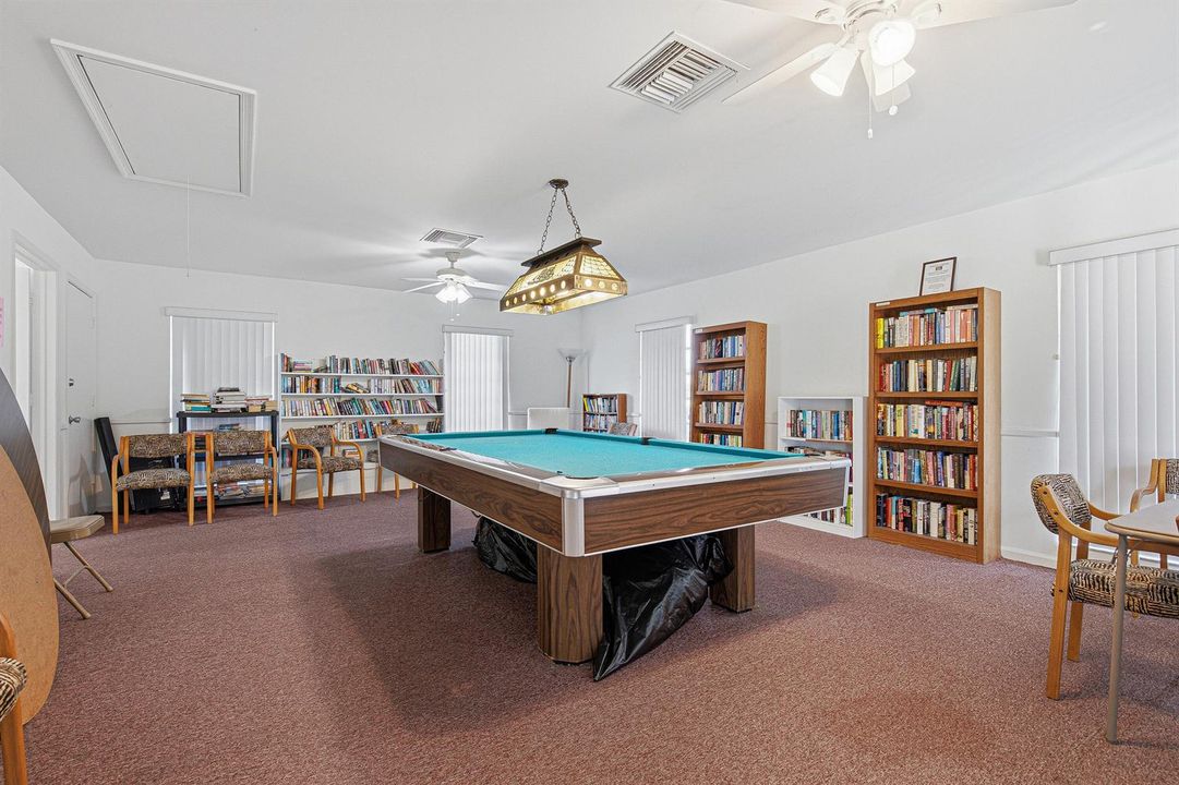 25-Clubhouse-Billiards