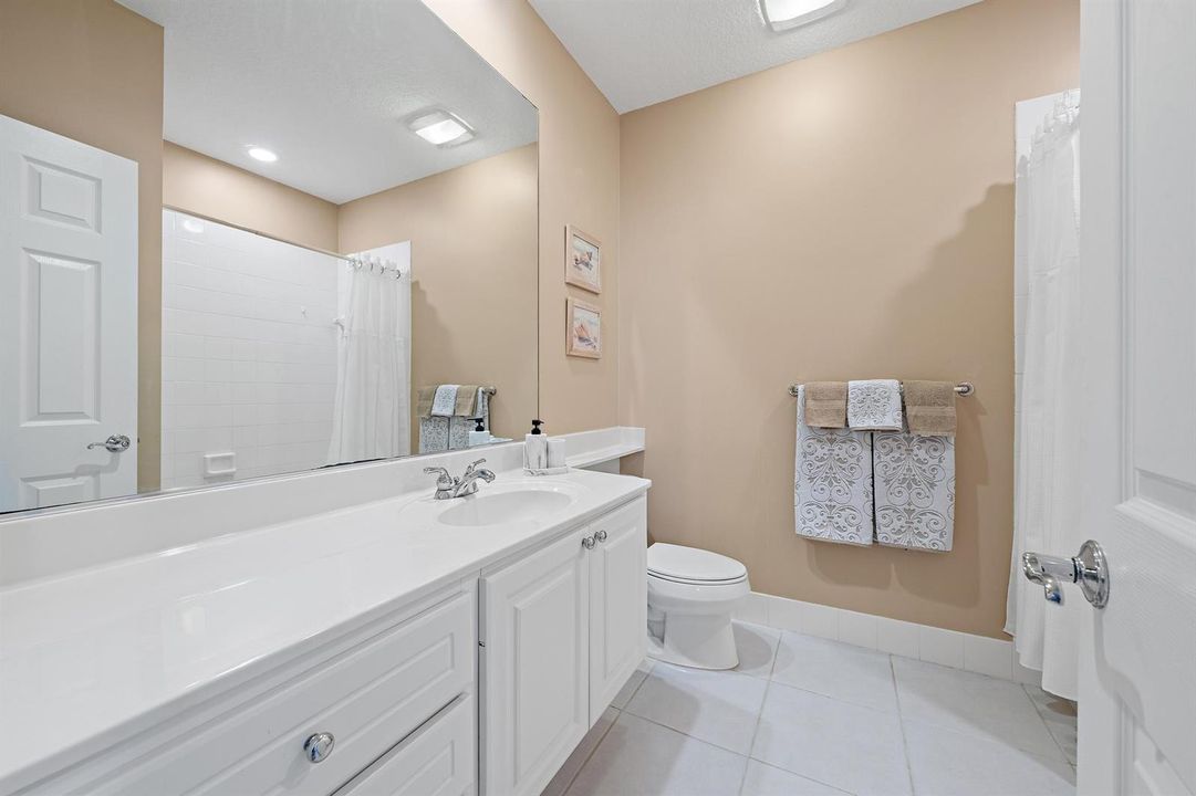 3277 E Community Dr-10