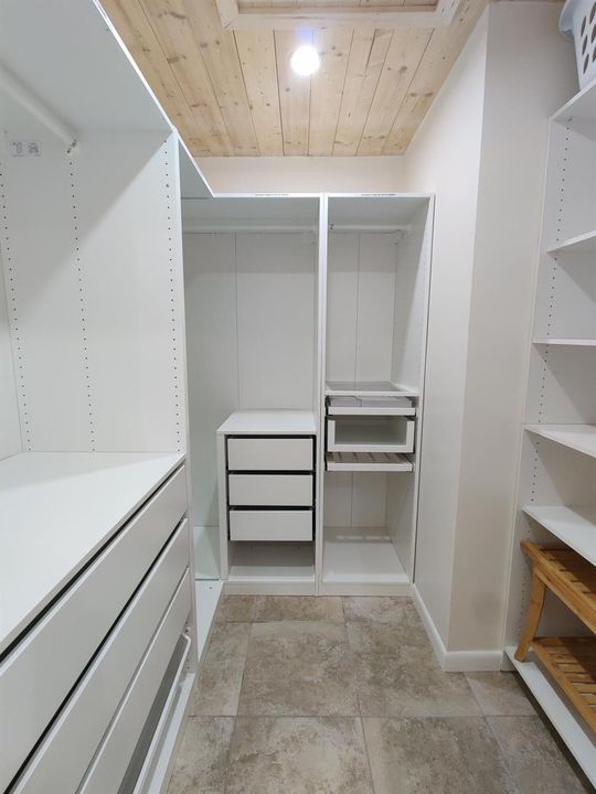 Walk In Closet