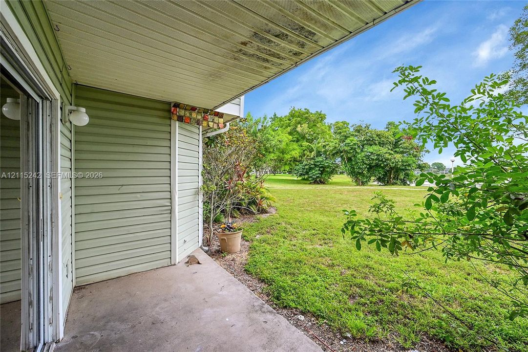 En Venta: $209,000 (2 camas, 2 baños, 1020 Pies cuadrados)