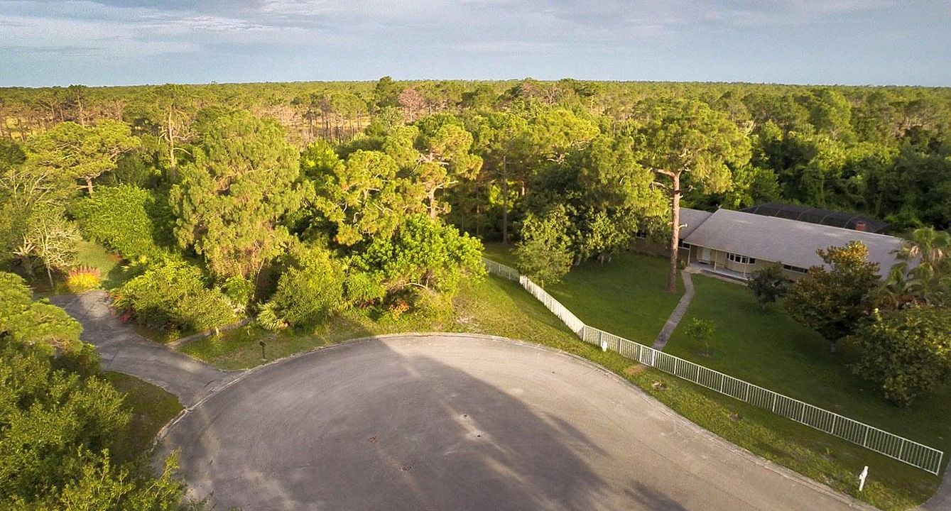 Под контрактом: $175,000 (1.96 acres)