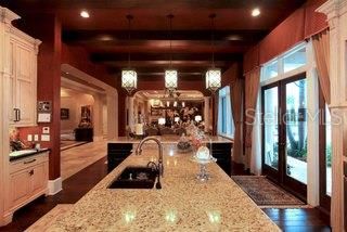 Recently Sold: $2,950,000 (5 beds, 5 baths, 7648 Square Feet)
