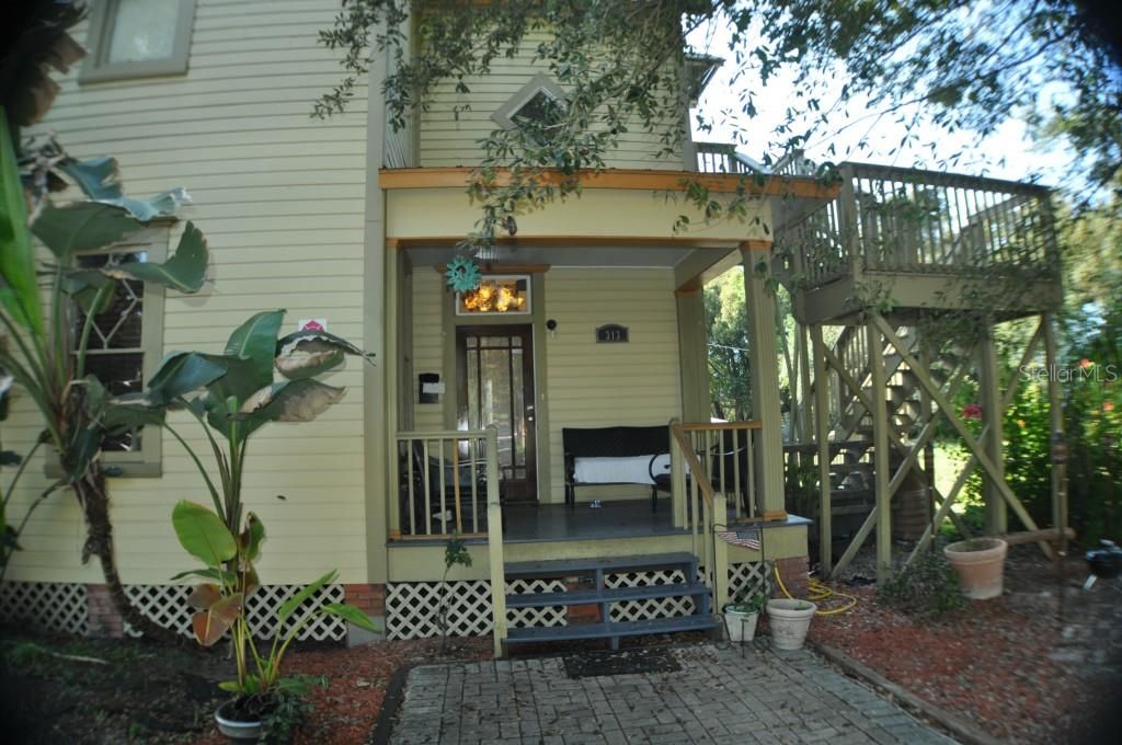Recently Rented: $2,750 (7 beds, 1 baths, 2248 Square Feet)