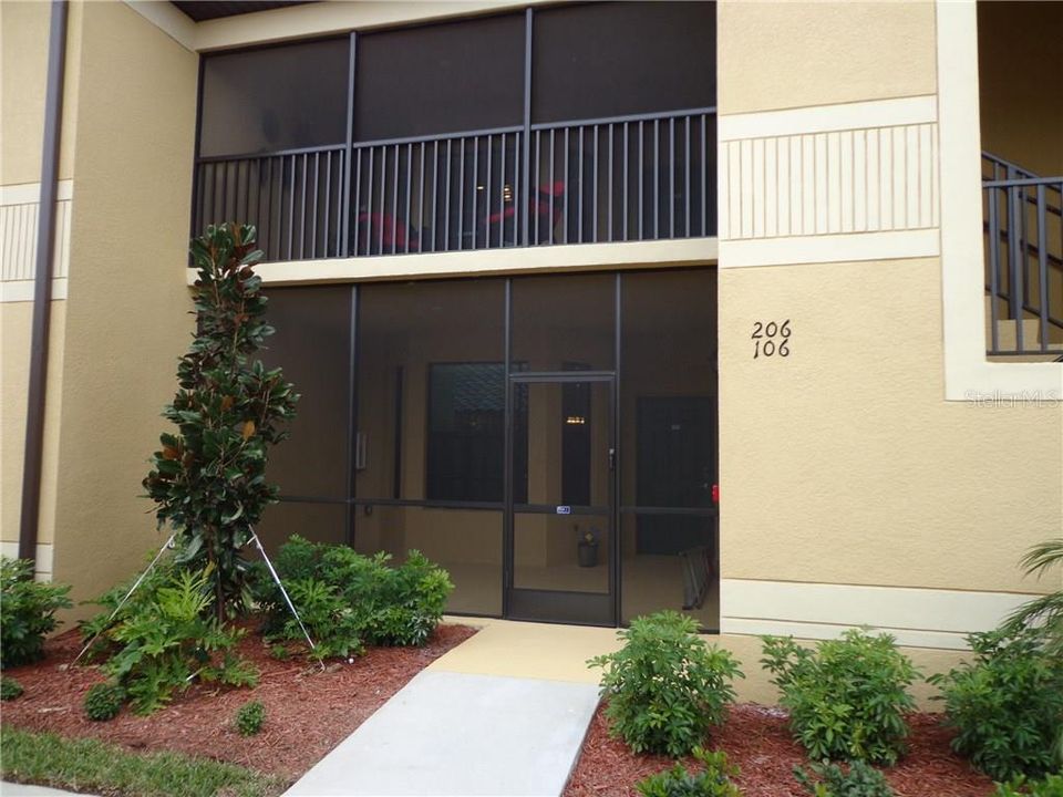 For Rent: $5,000 (2 beds, 2 baths, 1600 Square Feet)