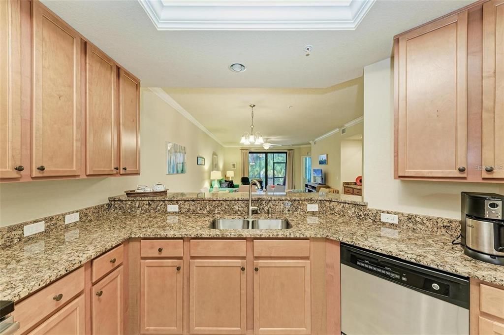 For Rent: $5,000 (2 beds, 2 baths, 1600 Square Feet)