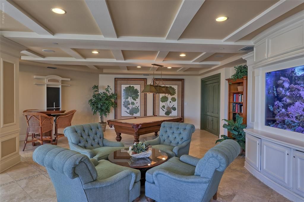 For Rent: $8,500 (3 beds, 2 baths, 2015 Square Feet)