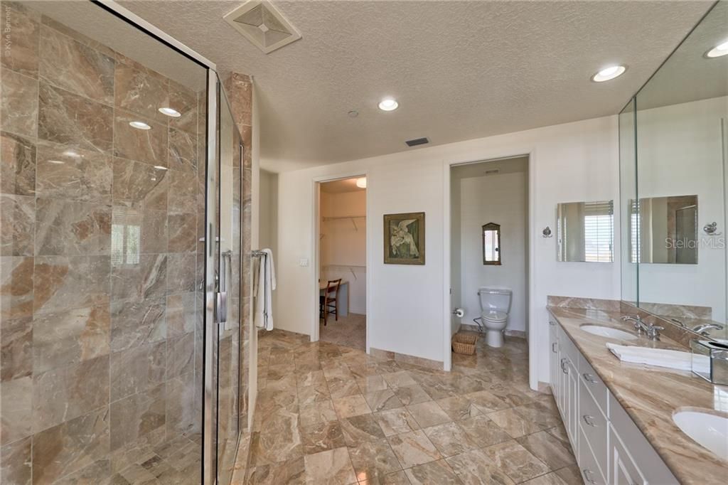 For Rent: $8,500 (3 beds, 2 baths, 2015 Square Feet)