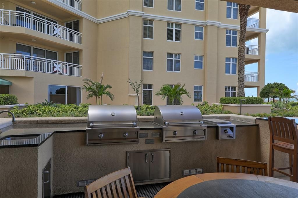 For Rent: $8,500 (3 beds, 2 baths, 2015 Square Feet)