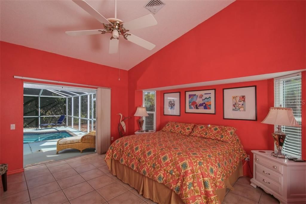 En Renta: $4,200 (3 camas, 2 baños, 2015 Pies cuadrados)