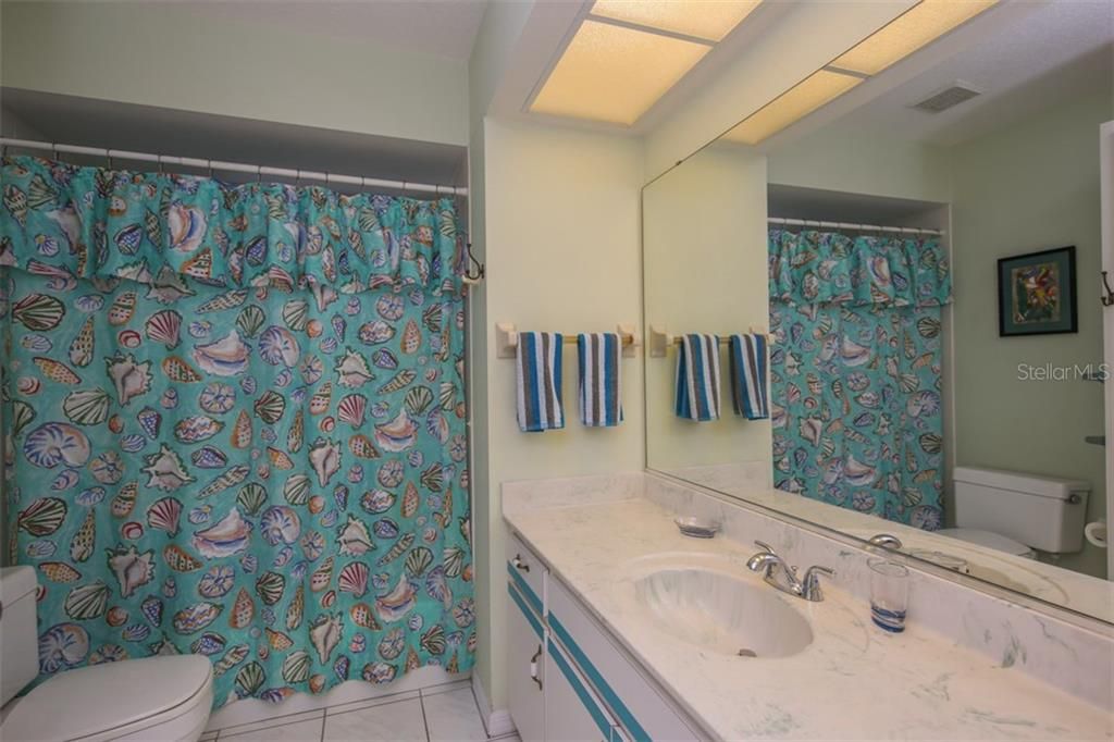 En Renta: $4,200 (3 camas, 2 baños, 2015 Pies cuadrados)