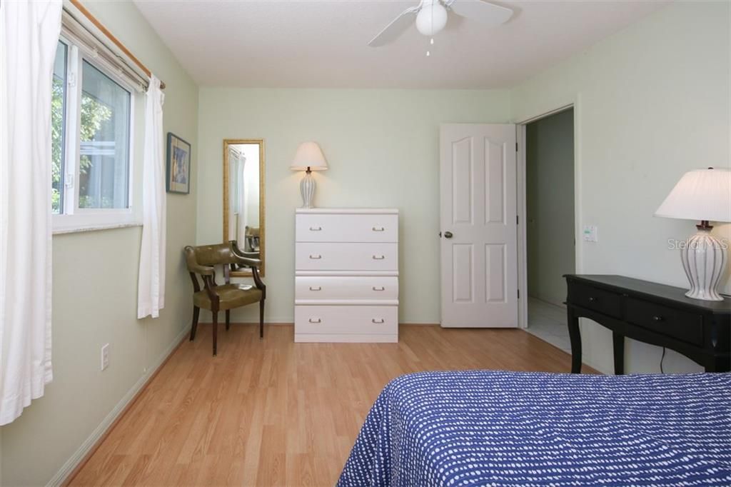 En Renta: $4,200 (3 camas, 2 baños, 2015 Pies cuadrados)