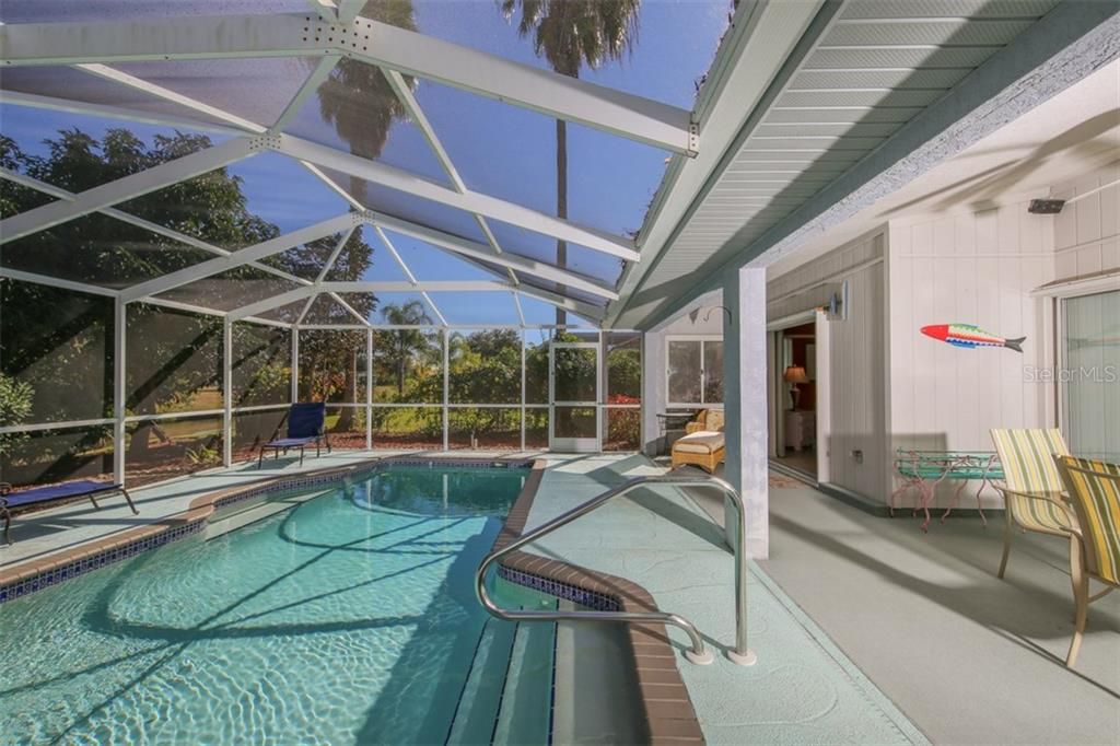 En Renta: $4,200 (3 camas, 2 baños, 2015 Pies cuadrados)