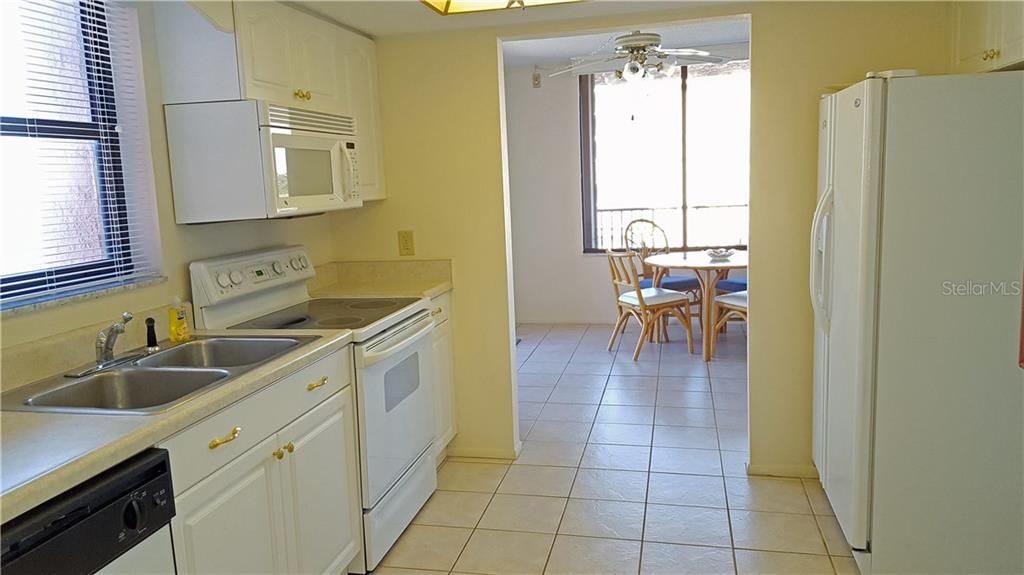 For Rent: $6,000 (3 beds, 2 baths, 1625 Square Feet)