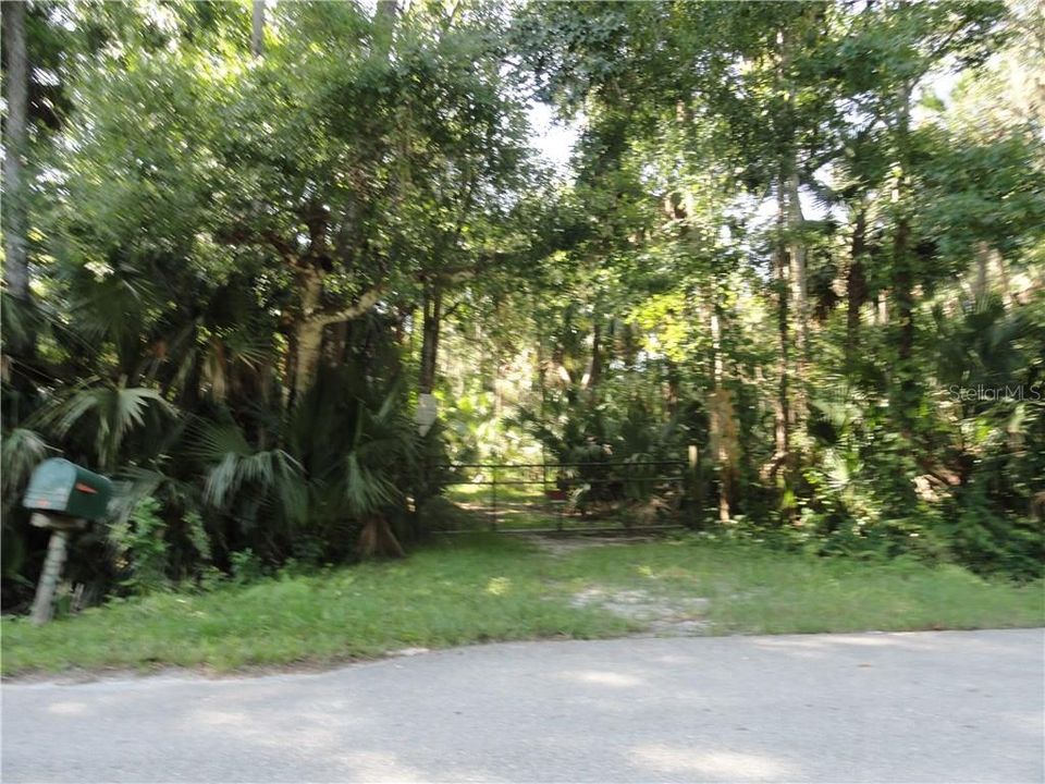 Недавно продано: $79,900 (4.86 acres)