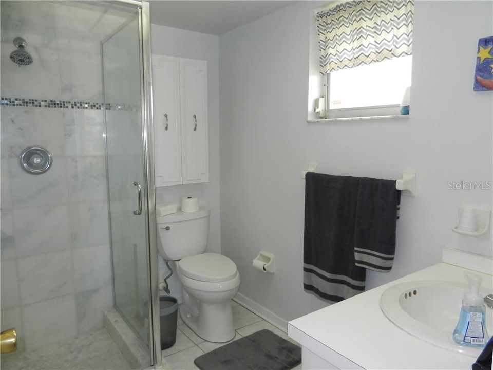 В аренду: $4,000 (2 спален, 2 ванн, 1167 Квадратных фут)