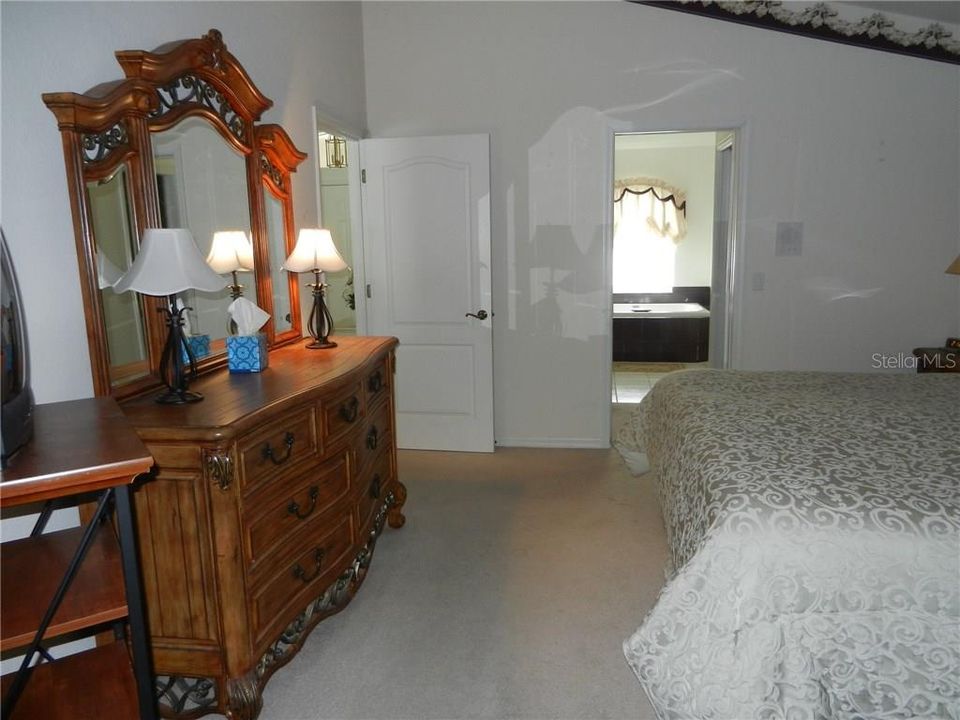 En Renta: $4,200 (3 camas, 2 baños, 2190 Pies cuadrados)