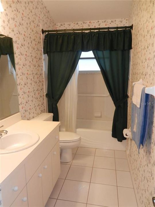 En Renta: $4,200 (3 camas, 2 baños, 2190 Pies cuadrados)