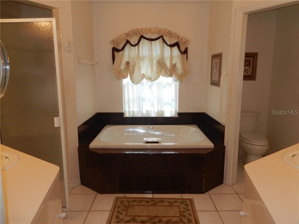 En Renta: $4,200 (3 camas, 2 baños, 2190 Pies cuadrados)