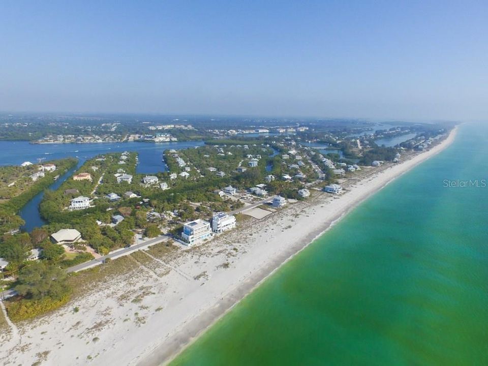 Recently Sold: $799,000 (0.28 acres)