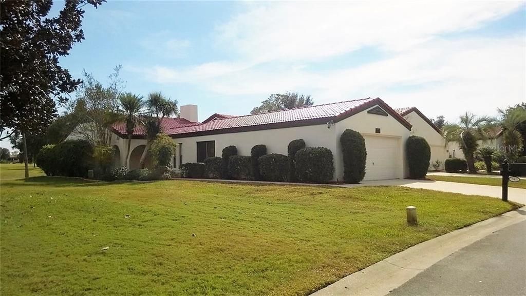 Recently Sold: $149,900 (2 beds, 2 baths, 1468 Square Feet)