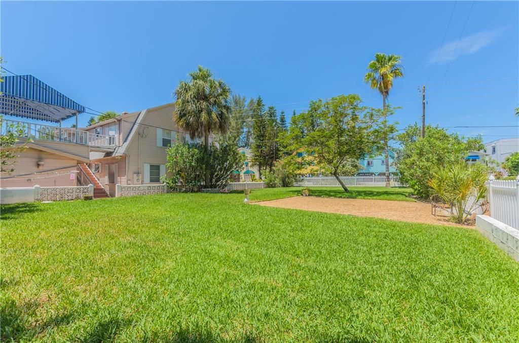 Recently Sold: $999,800 (0.10 acres)