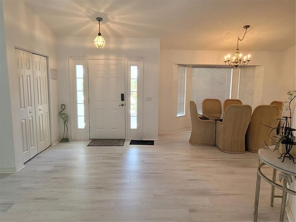 En Renta: $4,800 (3 camas, 2 baños, 2052 Pies cuadrados)